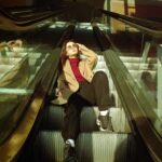 Kerry Ingram Instagram – What do u call a fast escalator? 

An escasooner.

I’ll show myself out x