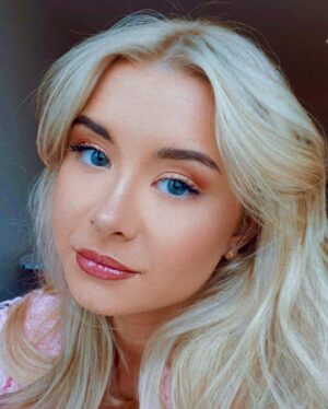 Kerry Ingram Instagram - She’s back💁🏼‍♀️