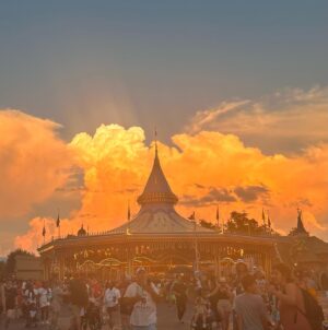 Kerry Ingram Instagram - Have a Disney dump🌞