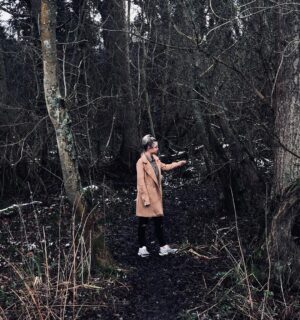Kerry Ingram Instagram - Winter walks❄️