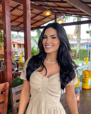Kethelllen Avelino Instagram - Sábado ✨🤍🌹🌳🌱