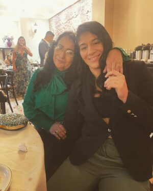 Ketlen Vieira Instagram - Mãe hoje é seu aniversário, que hoje seja um dia abençoado em sua vida , que Deus multiplique seus anos de vida aqui nessa terra, com muita saúde ,paz felicidade! Obrigada por ser esse exemplo de força, garra e determinação. Você é a minha maior incentivadora ,graças a Deus e a você mãe que me tornei a atleta que sou hoje ! Obrigada por tudo mãe , te amo ❤️