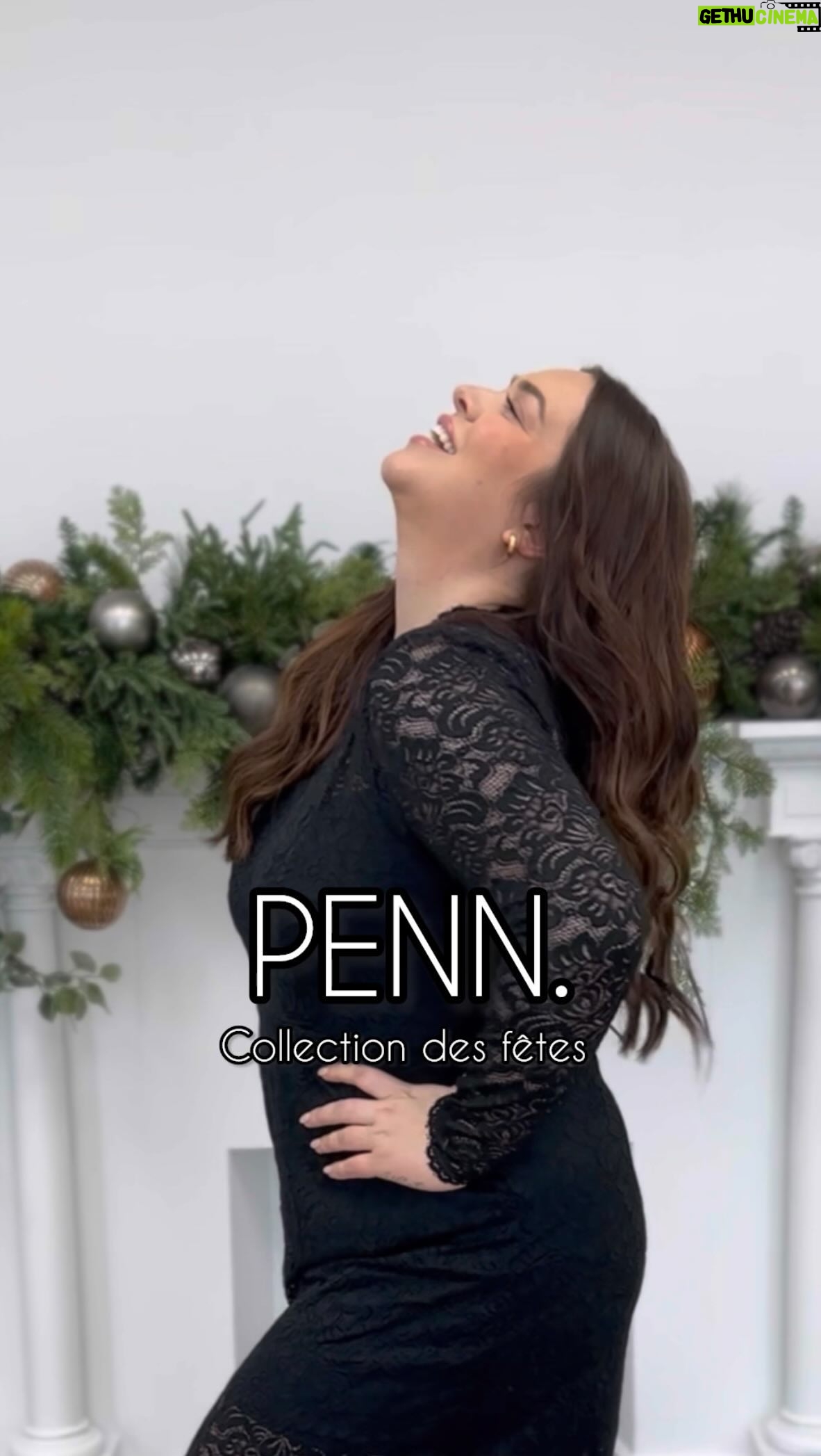 Khate Lessard Instagram - Laisse-moi savoir ta pref en commentaiređđ» Les paillettes sont de retours cette annĂ©e dans la collection des fĂȘtes @penningtons âš Tu es certaine de slay ton outfit et dâĂȘtre 100% confortable! #PennGals #pub #midsize #plussize #curvy