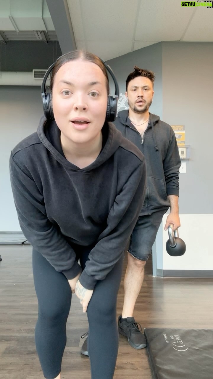 Khate Lessard Instagram - Getting ready for new musicccc🎶