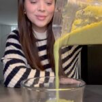 Khate Lessard Instagram – Petite recette réconfortante qui fait du bien au coeur🥦
Ma mère fait les meilleures crèmes! Et j’men suis inspirée! 
Je cuisine toujours avec un bouillon au poulet très bas en sodium et j’ai très récemment découvert la crème de soya👀
Ingrédients: 
-une patate
-brocolis 
-céleri
-oignon
-bouillon de poulet 
-crème de soya 
-sel/poivre et persil 
#recettefacile #potage #santé