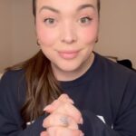 Khate Lessard Instagram – Je me vide le coeur sur le genre de commentaire que je reçois dernièrement et j’vous fait une petite confidence ❤️À la fin ,ce qui compte c’est d’être bien✌🏻
