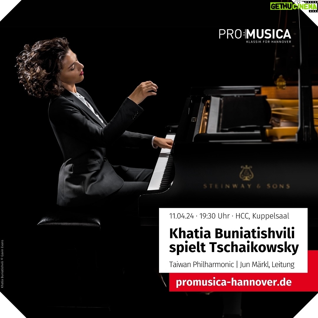 Khatia Buniatishvili Instagram - 🌟 Vorfreude ist die schönste Freude! Am 11. April laden wir zu einem besonderen Konzertabend in den wunderschönen Kuppelsaal: Die exzellente Khatia Buniatishviliwird Tschaikowskys erstes Klavierkonzert spielen – eines ihrer absoluten Lieblingsstücke! An ihrer Seite stehen dabei das Taiwan Philharmonic und Jun Märkl, die zudem Dvořáks hochemotionale Sinfonie Nr. 8 im Gepäck haben. Ein Abend voller musikalischer Virtuosität auf den wir uns schon heute freuen! 🎹🎼 📍 11.4. | 19:30 Uhr | Khatia Buniatishvili | HCC, Kuppelsaal Infos & Tickets in der Bio! @khatiabuniatishvili @taiwanphilharmonic #saison2324 #promusica #hannover #klassikfuerhannover #classicalmusic #kuppelsaal #hannoverlife #klassik #deutscheklassik #promusicahannover #tschaikowsky #dvořák #JunMärkl 📷 Gavin Evans
