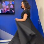 Khatia Buniatishvili Instagram - Thank you @dior for a graceful dress 🖤 Thank you @cartier for the mesmerizing necklace “la pluie” 💧💎💠 And @lancomeofficial for the make-up 💄 #dior #robe #robededior #cartier #highjewellery #accorarena #bercy #paris #khatuabuniatishvili