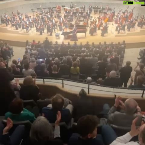 Khatia Buniatishvili Instagram - Danke Hamburg π Thank you Maestro Jun MΓ€rkl und Taiwan philharmonic orchestra for wonderful music making π Tonight Hannover π #hamburg #elbphilharmonie #proartehamburg #elbphilharmonie #music #classicalmusic #piano #taiwan #art #touring #germany #taiwanphilharmonic #piano #liveconcert #khatiabuniatishvili
