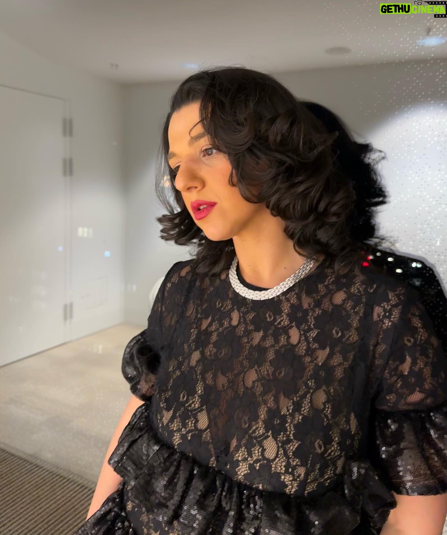 Khatia Buniatishvili Instagram - Danke Hamburg π Thank you Maestro Jun MΓ€rkl und Taiwan philharmonic orchestra for wonderful music making π Tonight Hannover π #hamburg #elbphilharmonie #proartehamburg #elbphilharmonie #music #classicalmusic #piano #taiwan #art #touring #germany #taiwanphilharmonic #piano #liveconcert #khatiabuniatishvili