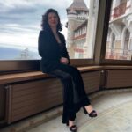 Khatia Buniatishvili Instagram - À tout à l’heure 💋 Caux Palace tonight 🧚🏻‍♀️ 19:00 #caux #palace #charity #concert #khatiabuniatishvili