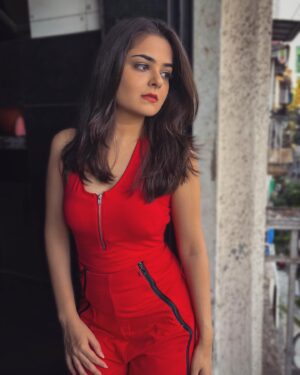 Khushi Mishra Instagram - Red-dy for the week?