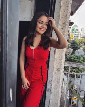 Khushi Mishra Instagram - Red-dy for the week?