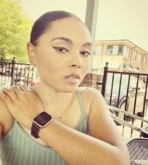 Kiami Davael Instagram - I ain’t even got the miles to trip on you. 🤷🏽‍♀️