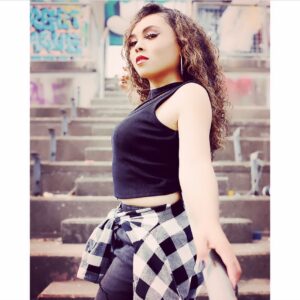 Kiami Davael Instagram - I may be bad .. just know I’m perfectly good at it 
💯😉😮‍💨

📷: My boy @gotdamnsam___ 💯💯 .. hits EVERY DAMN TIME! 🙌🏾

#grundge #stadium #vibing #blackboots #punkrock #blanktank #rippedjeans #abercrombie #blackgirlsrock