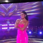 Kiara Liz Instagram - Kiara escoge una canción para grabar tu intro pero no puedes bailarla 🤣❌ FAIL #QuienEsLaMascaraUS hoy a las 7/6c por @univision