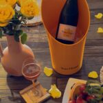 Kiara Liz Instagram - Getting ready for Valentine’s Day 💛 @veuveclicquot @mendezwineselection #VeuveClicquot #LiveClicquot #ClicquotSolaire