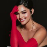 Kiara Liz Instagram – MERRY CHRISTMAS!!🎄🎁
 
Que pasen un día espectacular junto a sus seres queridos y que Dios los bendiga siempre… 

MODEL : @kiara.lizpr 
MAKEUP & HAIR : JOSUE CARLOS 
PHOTO : @toferphotography