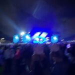 Kiara Liz Instagram - Ver a RBD con tu mejor amiga vestidas iguales, ser xtra luciendo las extensiones de Roberta de la primera temporada, llorar cantando Sálvame por que eres el verdadero drama, brincar toda la noche con las botas de tacón por que no se podía sacrificar el outfit y dsps aguantar el dolor de pies por que ya no tenemos 15 años… Todo fue épico 💥 #SiempreRoberta #NuncaMía Las últimas dos fotos fue hace unos cuantos añitos cuando vinieron al Choli… No judging please 😆