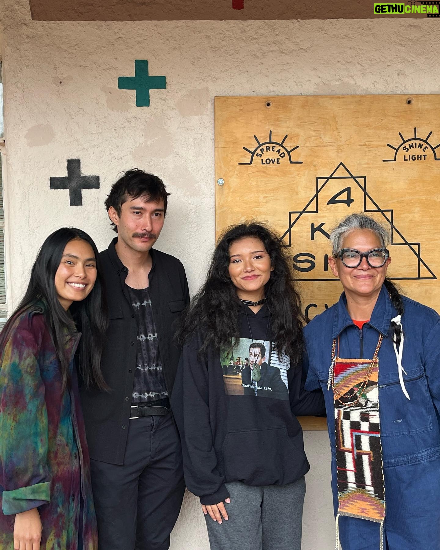 Kiawentiio Instagram - Familiar faces and new friends in Santa fe xD