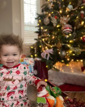 Kiely Williams Instagram - Non-Aesthetic Christmas. Messy and filled with love, just like that Cheesecake! ❤️ edit: I forgot to post the cheesecake, I’ll put her in stories. She was a whole mess!