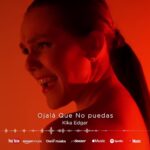 Kika Edgar Instagram - Que se muera de ganas 🎶, que no tenga consuelo 😩 Que le sangren las manos 🤲 si acaricia tu piel O acaricia tu pelo 💁‍♀️. Escuchala 🎧 en todas las plataformas digitales. #KikaEdgar #OjalaQueNoPuedas #Music