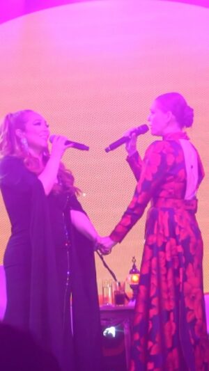 Kika Edgar Instagram - Cosas del Amor! ❤️ Te lo vas a perder? Única oportunidad en CDMX! Nos vemos este 30 de mayo en el @lunariomx ❤️🌺💃🏻 Y pasa una noche increíble con nosotras y nuestra invitada especial @reginavocedrag . Venta de boletos en @eticketmx 
#Espectacudrag #ReginaVoceDrag #Concierto #MusicaEnVivo