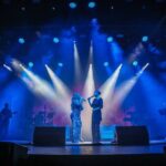 Kika Edgar Instagram - “Cosas del Amor Tour” llegó a TOLUCA con LLENO TOTAL 🤩🙏🏻❤️ ! Que extraordinaria noche pasamos! Intensos, entregados y rasgando el corazón! Así nos sentimos tod@s juntos! Gracias bello público! Nos hicieron vibrar! 🥰😘 Siguiente parada: 📍CDMX 🗓️ 30 y 31 Mayo 🎼 @lunariomx 🎟️ @eticketmx 📸: @valezukaa