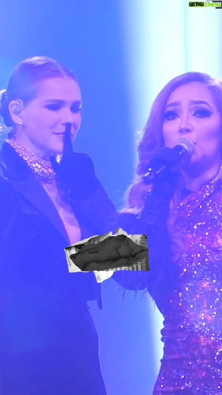 Kika Edgar Instagram - ⚠️ Hoy Último día de Hot Sale en @eticketmx ! ⚠️ No te lo pierdas! Te estamos esperando @kikaedgar @myriammontecruz_ y @reginavocedrag para cantarle apasionadamente al desamor!
