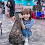 Kiki Lin Instagram - 這次好好玩呀 釣了10斤223隻 我們好棒！！ 我算是從小在釣蝦場長大的 爸爸以前很愛釣 阿姨還開過釣蝦場 童年有很大一段的記憶都在各種釣蝦場度過🤣