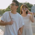 Kiki Lin Instagram - 那天收工後 看到這個逆光 一定要來幾張的吧 難得配合的葛格令人心愉悅 #其實是因為他有新墨鏡才願意拍 可可愛愛🙂‍↔️ 墨鏡🕶️ @vatic_official_pages 🐟的衣 @ohhnii.ohhnii 🐟旁邊那位 @juniorz_harn