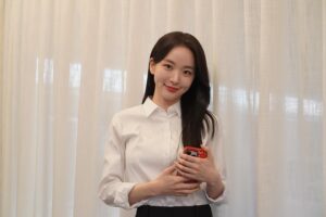 Kim Chae-eun Instagram - 아까워 ?