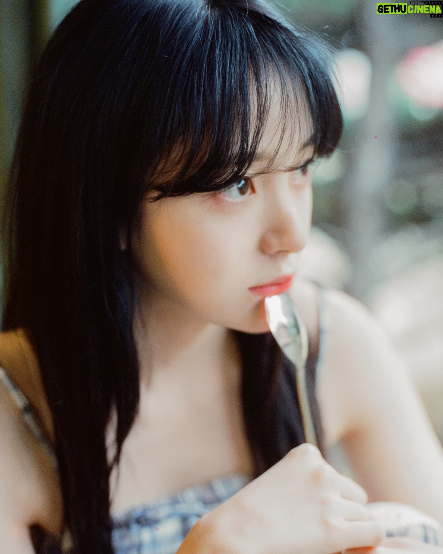 Kim Chae-eun - 8.1K Likes -
