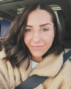Actress Kim Clavel HD Instagram Photos and Wallpapers April 2024