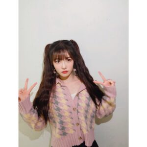 Kim Ha-ram Instagram - 새초롬하게🐰