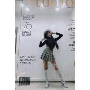 Kim Ha-ram Instagram - 🤍🦋💙
