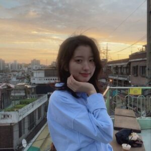 Actress Kim Ji-min HD Instagram Photos and Wallpapers October 2021