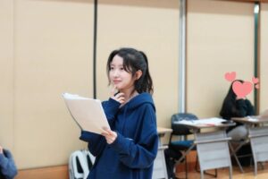 Kim Ji-min Instagram - 마지막 달🌠