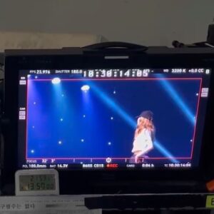 Kim Ji-young Instagram - 구필수는 없다가 기나 긴 여정 끝에 드디어 막을 내렸습니다- 춥고 또 더운 현장에서 누구보다 고생하셨을 모든 스텝분들과, 배우분들 정말 수고 많으셨고, 함께 일하며 또 하나의 추억을 만들어 갈 수 있어 영광이었고 행복했습니다! 촬영하는 동안 친구처럼 정말 즐겁고 편했던 지현이,영재,동규 동생들도 모두 고마워요:) 또, 안나랑 같이 촬영하며 누구보다 가장 고생했을 준표에게 정말 수고 많았고, 진심으로 고맙다는 말 전합니다🙃 마지막으로, 구필수는 없다를 시청해주시고, 많은 관심과 사랑 주신 모든 여러분들께 진심으로 감사드립니다❤️안나로 살아갈 수 있어 잊지 못할만큼 많이 행복했어요, 정말 감사합니다🙇‍♀️