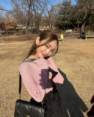 Kim Ji-young Instagram - 🤍⛄️#칼린
