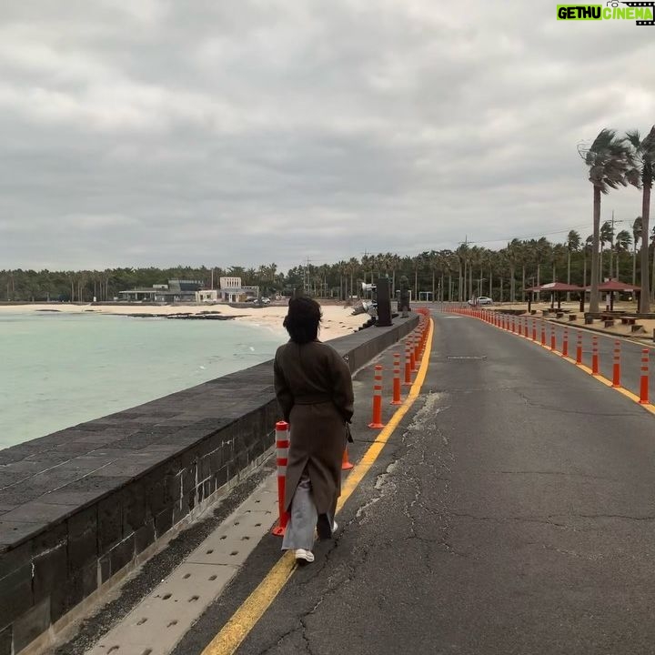 Kim Ju-a - 3 Likes - 바다어린이 🌊