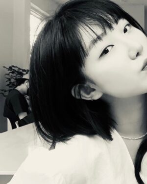 Kim Ju-a Instagram - 🎶