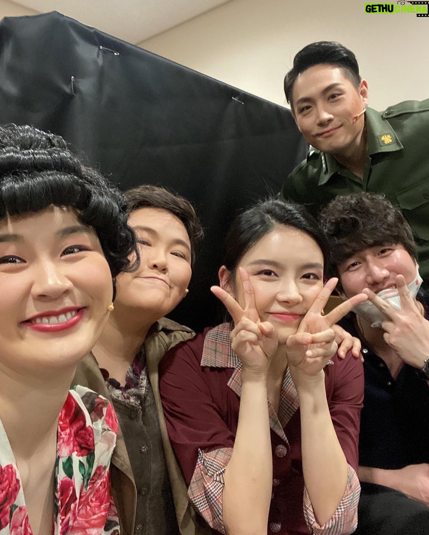 Kim Na-young - 5.1K Likes - ė묓 씓경ķė ģ°ė¦¬ ź“ģ£¼ķź³¼ ķØź»ā¤
ź“주 ź³µģ° ėØģ ė§ģ§ė§ 주ė ķģ“ķ
!!ź°ė³“ģźµæ
ģ ėģ§ģ¼!
(ź·¹Iģ§ė§ Eģøģ² ģ¢ ķ“들ģ“ģ)
#뮤ģ§ģ»¬ź“주