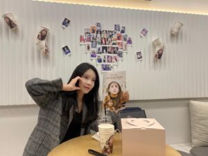 Kim Na-young Instagram - Happy Nayoung Day 
매년 모두가 진심으로 축하해줘서 너무 고마워요🎂❤️
항상 사랑으로 가득찬 11월 23일 만들어주셔서 감사합니다