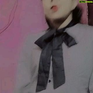 Kim Si-a - 25 Likes -