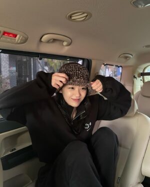 Kim Si-eun Instagram - 까🙈꿍🙉