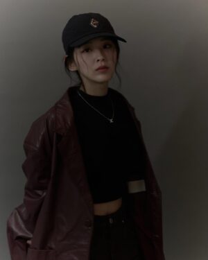 Kim Si-eun Instagram - 