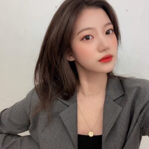 Kim Si-yoon Instagram - 皆さん、私のJCサバイバル順位は"4位"です! 
最後まで私を信じて応援して、一緒に努力してくださったユニシティとたくさんの方々に本当にありがとうございます。🙇 ♀️
。
。
皆さんが私を考えながら書いて下さったアンケートは私に 
本当に大きな力になりました! ユニシティがきた力を必ずお答えします!
これからも私と一緒にしてください 🐣💓 。
。
多くのpopteen読者の方に資するため、良いモデルになりうるよう、誠実に努力します! 
ユニシティの皆様いつも愛します ❤
.
.
.
여러분!저의 JC 서바이벌 순위는 「4위」입니다! 
끝까지 저를 믿고 지지해주시며 함께 노력해 주신 유니시티 분들과 저를 응원해주신 많은 분들께 정말 감사드립니다.🙇 ♀️
.
.
여러분께서 저를 생각하며 써주신 앙케이트는 저에게 
정말 큰 힘이 되었습니다! 유니시티가 준 힘을 꼭 보답하겠습니다!
앞으로도 저와 함께 해주세요 🐣💓 .
.
많은 popteen 독자분들께 도움이 되는, 좋은 모델이 될 수 있도록 성실하게 노력하겠습니다! 
유니시티 여러분 항상 사랑합니다 ❤
.
.
#シユン
#김시윤
#siyoon
#popteen
#Mysticstory
#mysticrookies
