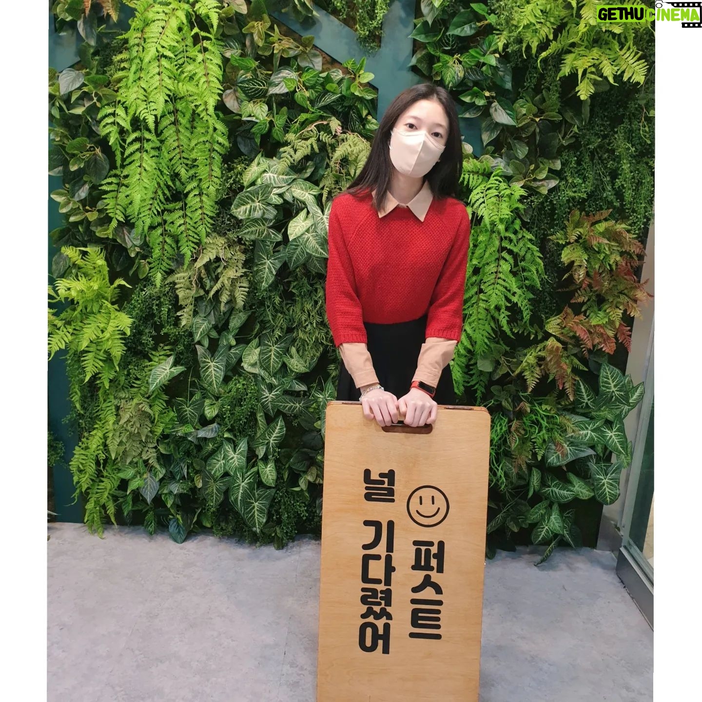Kim Su-in - 6K Likes - ♡
.오랜만에 반가운 분들과 💕
.새로운곳에서 더더 번창하시길~
.수인이가 응원합니다~🤗
.
.너무 반갑게 맞아주시고
.늘 감사할 따름 입니다~
.
.
.
.
.
#반가운분들
#감사한분들
#퍼스트액터스 @firstactors_official @_firstmodel_
#김수인
#아역배우
#주니어모델
#광고모델