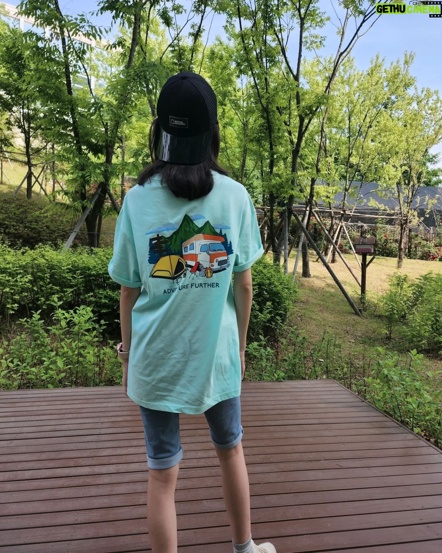 Kim Su-in - 5.8K Likes - ♡
.
.수인이~😍
.
.
.
.
.
#제품협찬
.야외활동 하기좋은 요즘~
.너무 시원해 보이는~♡
.
.
.
#내셔널지오그래픽키즈
#내셔널지오그래픽 @ng_apparel.kids
#키즈반팔티
#주니어반팔티
#키즈모자